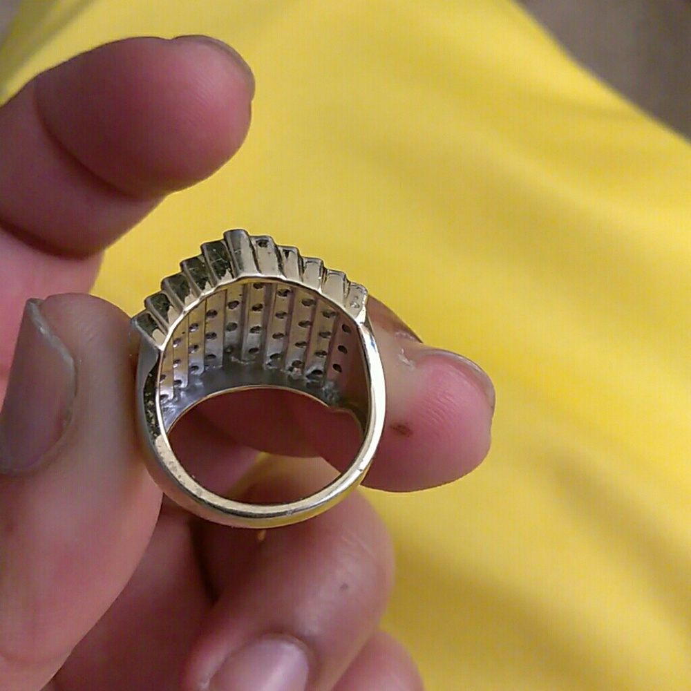 Diamond ring - Picture 3 of 3